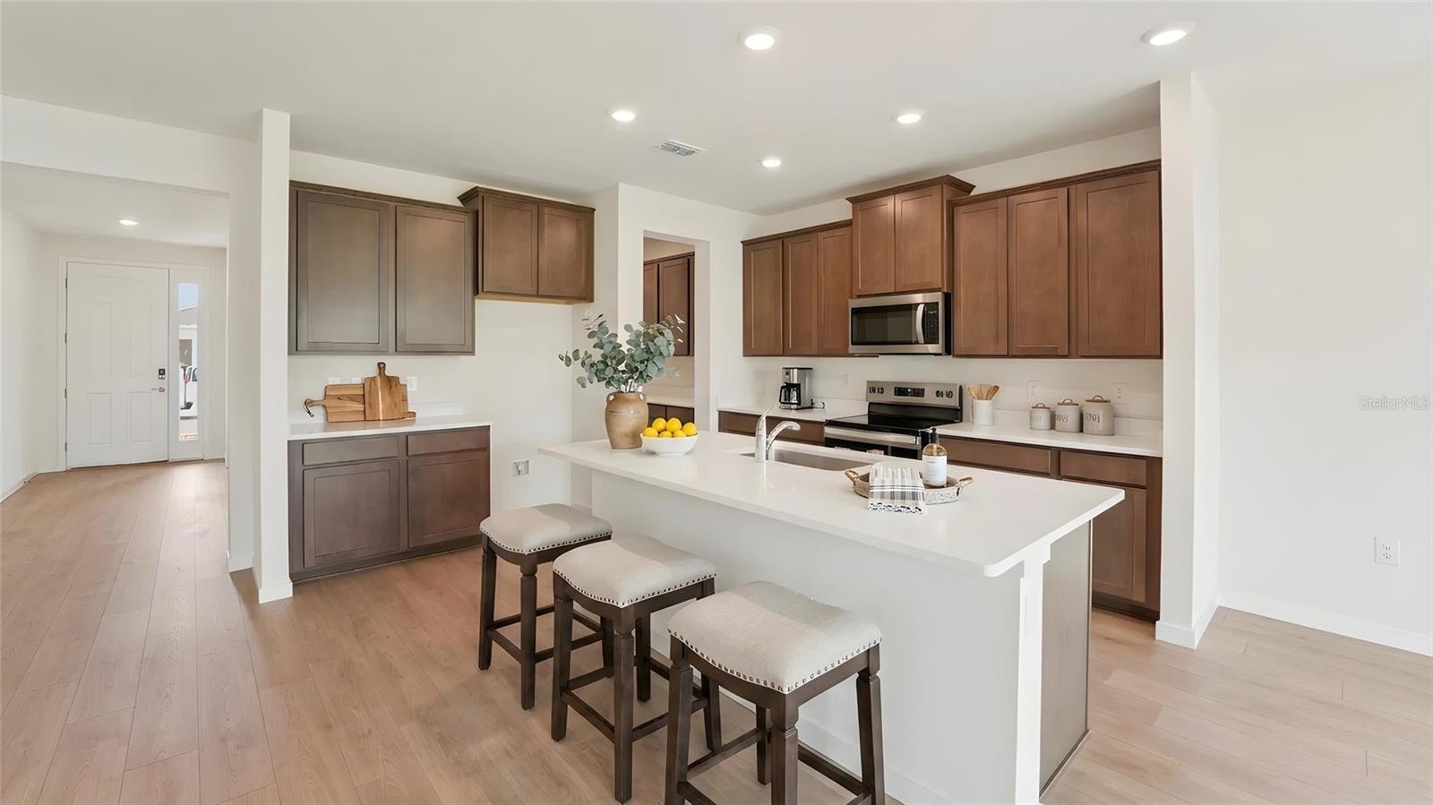 OAKS PRESERVE - Residential