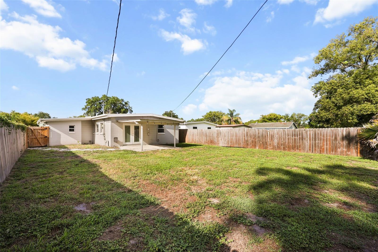 SUNSHINE GARDENS 1ST ADD - Residential
