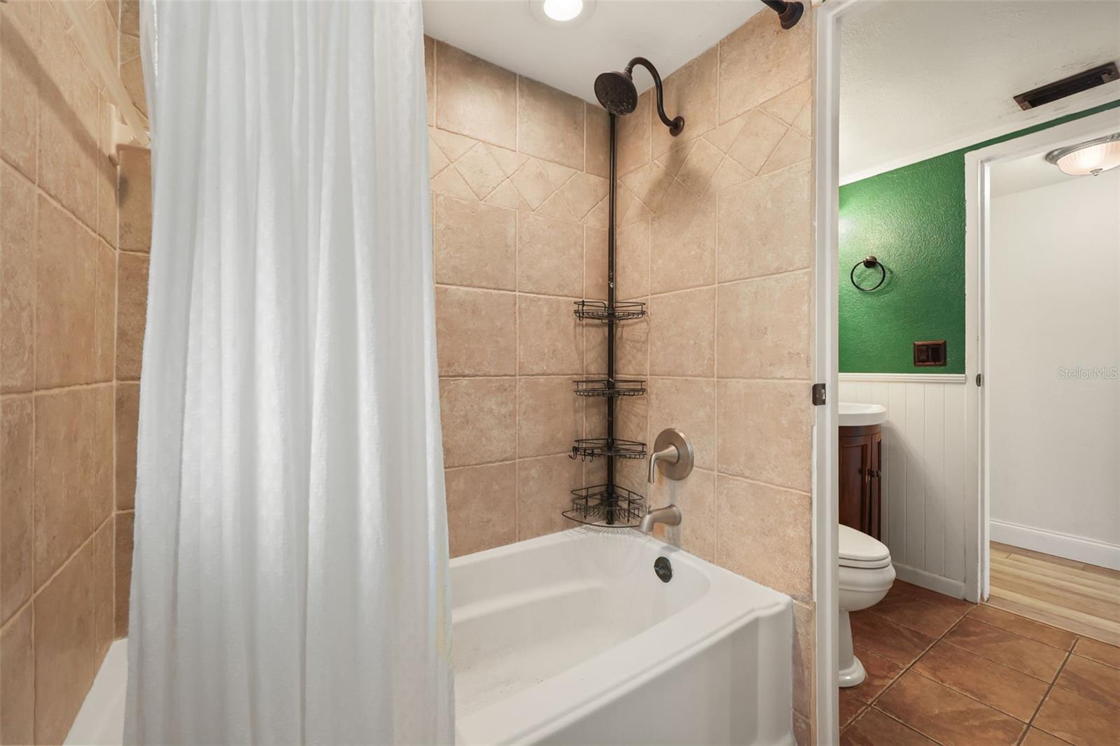 SUNSHINE GARDENS 1ST ADD - Residential