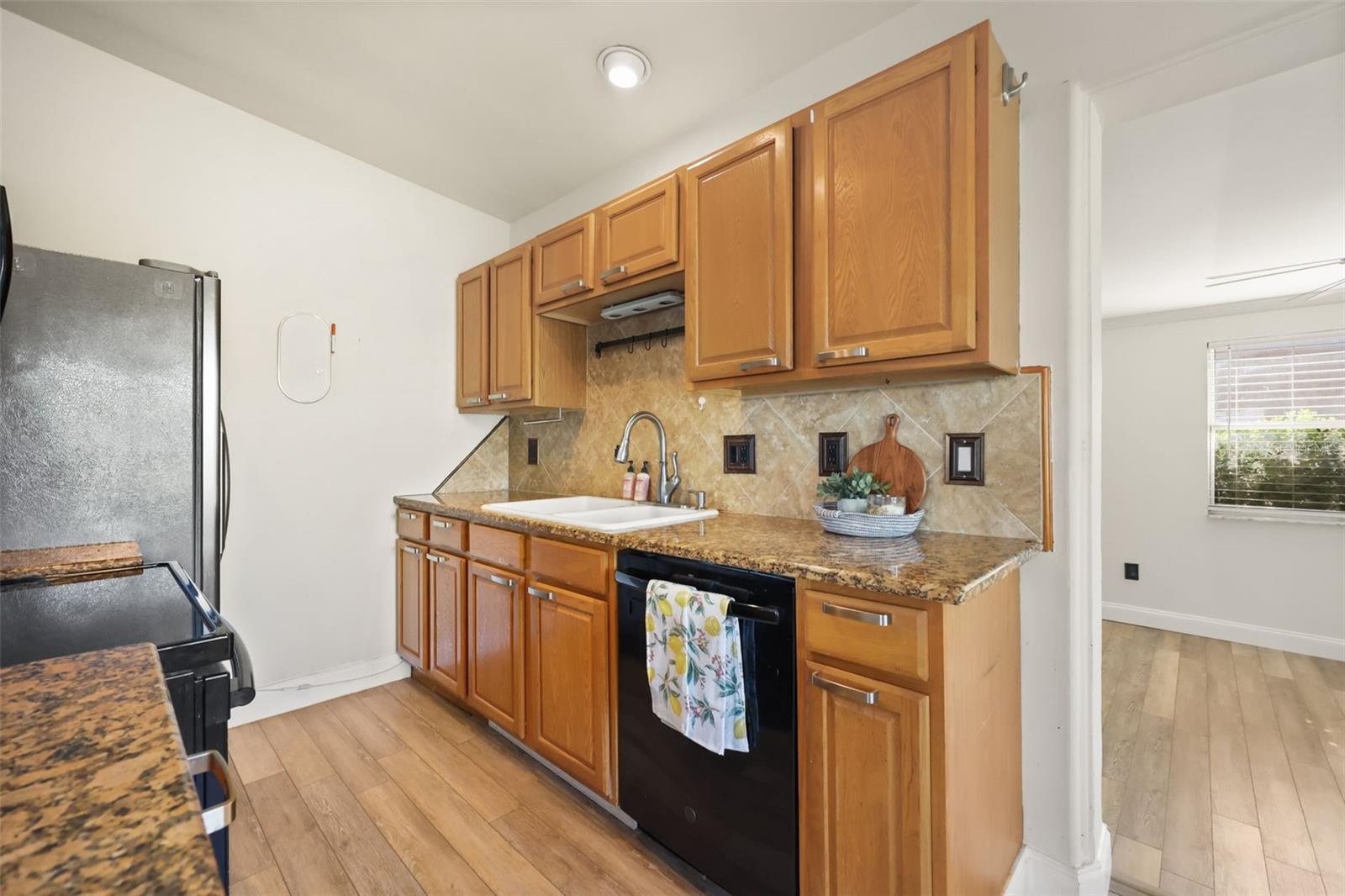 SUNSHINE GARDENS 1ST ADD - Residential