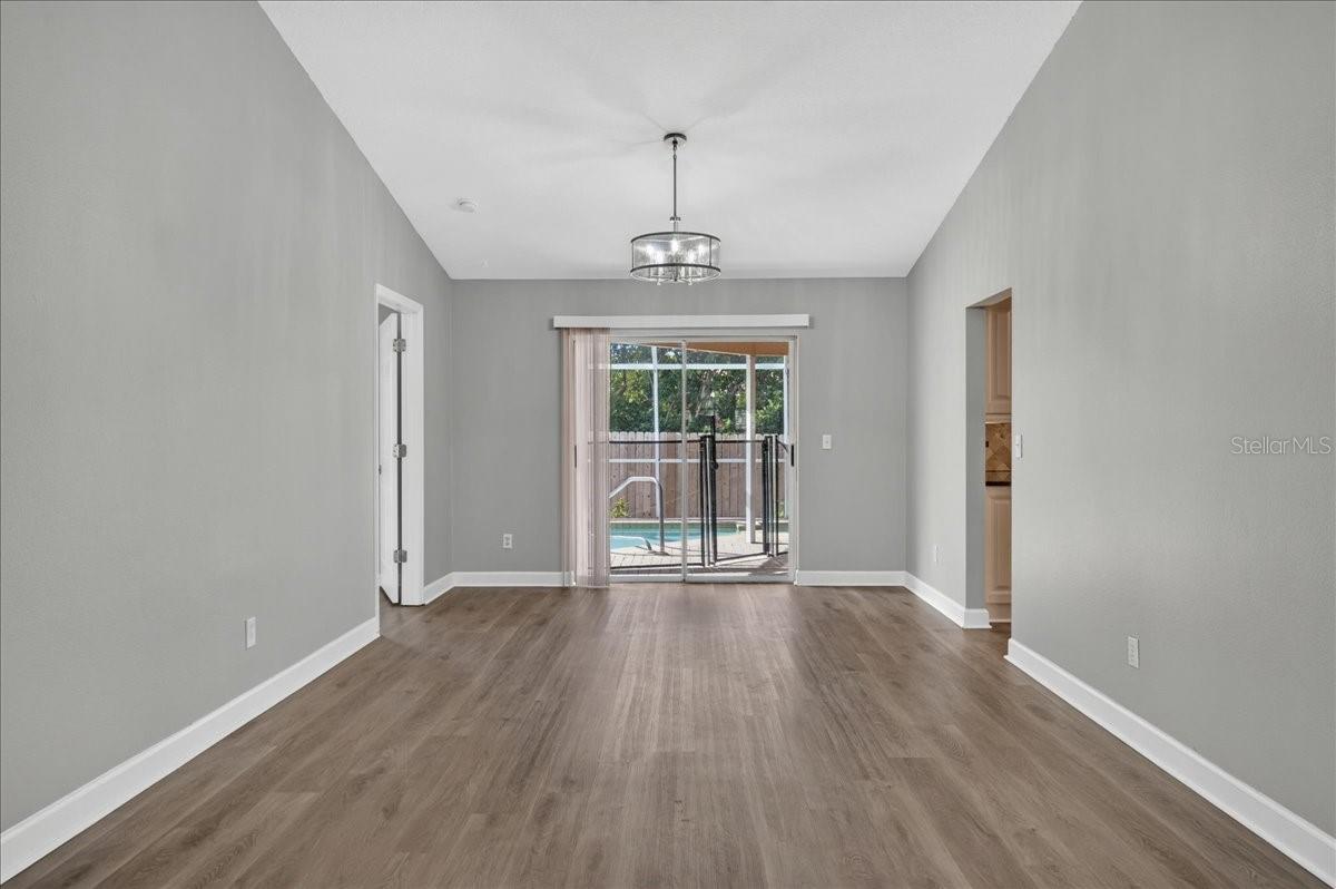 BAYS END - Residential