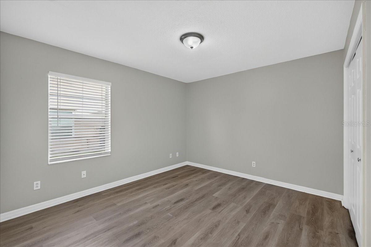 BAYS END - Residential