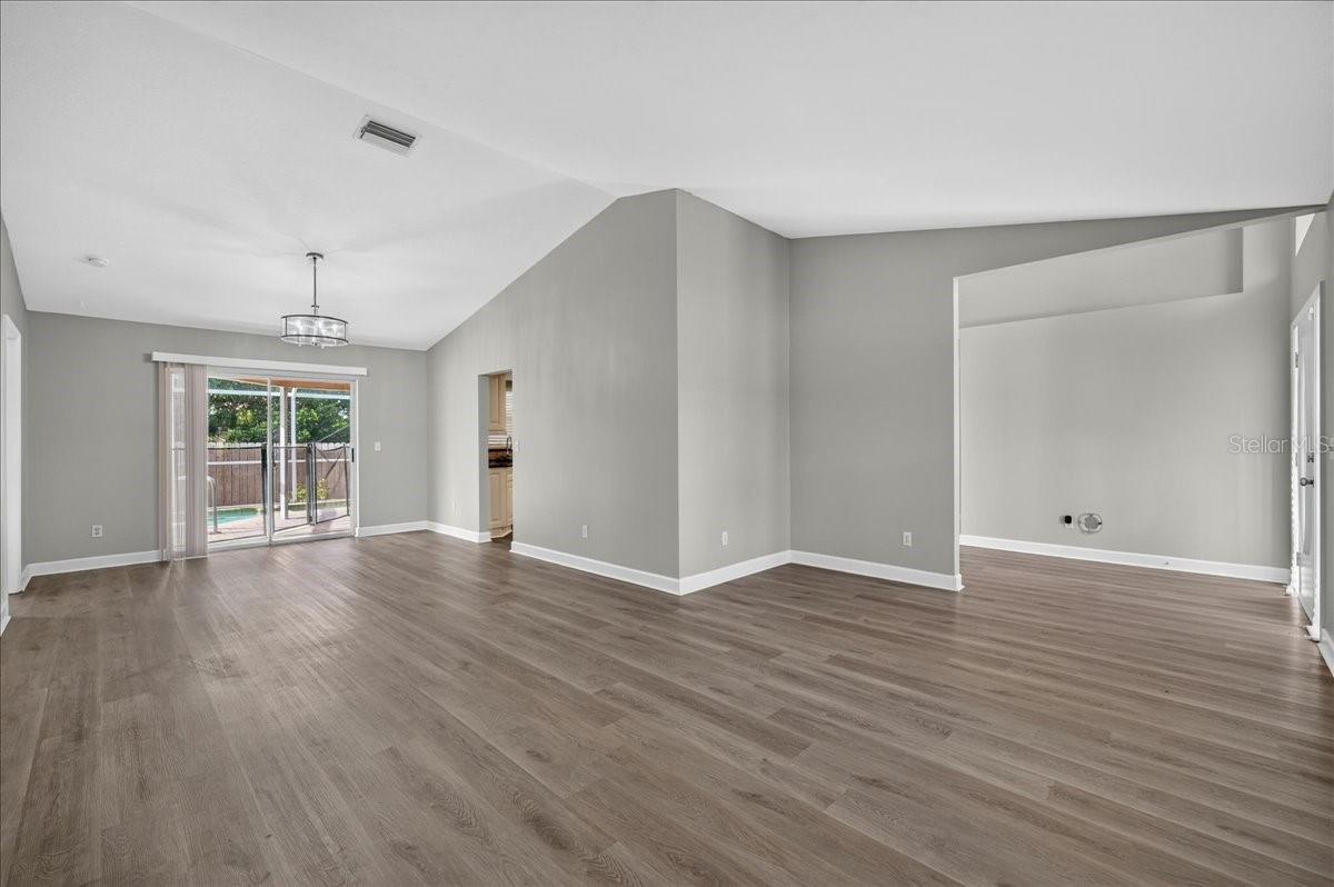 BAYS END - Residential