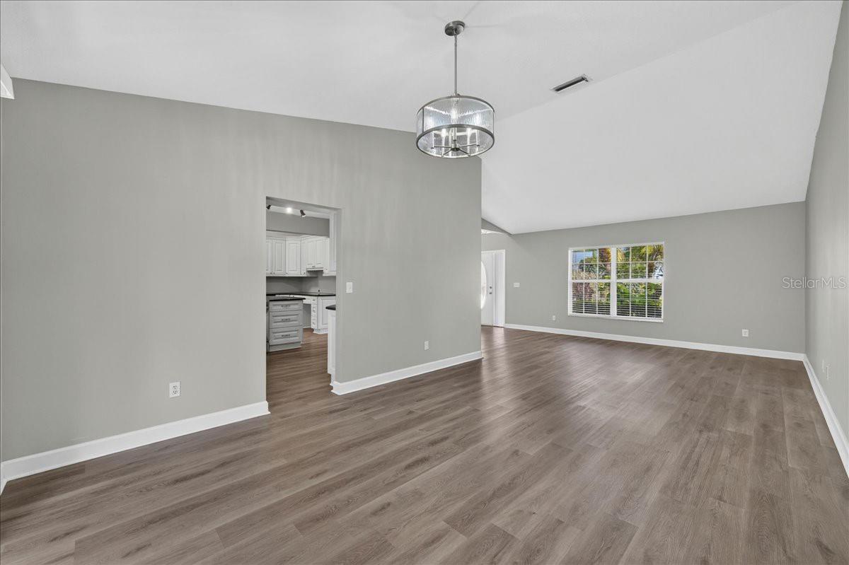 BAYS END - Residential