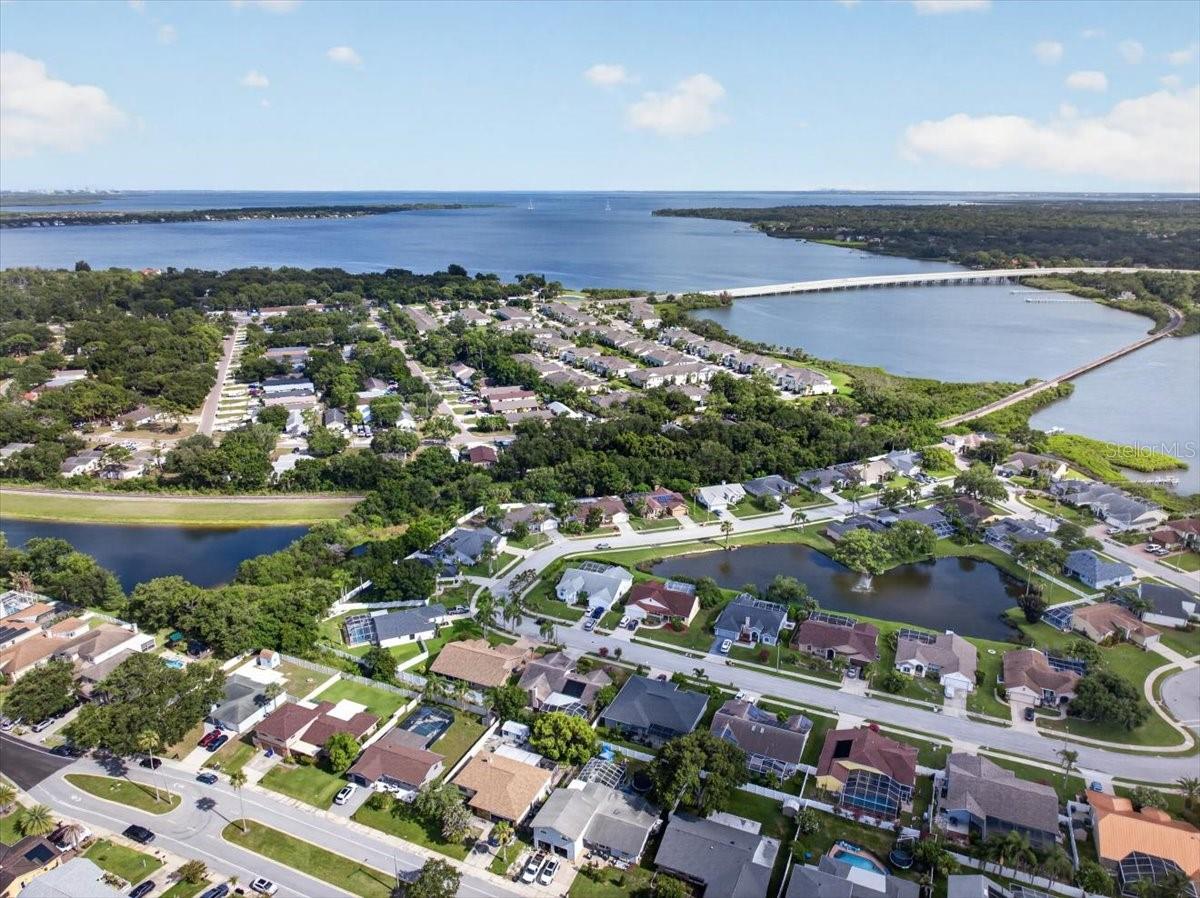 BAYS END - Residential