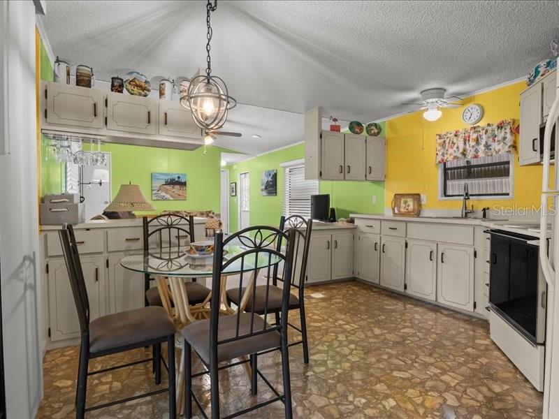 TWIN FOUNTAINS INC A CONDO MHP - Residential