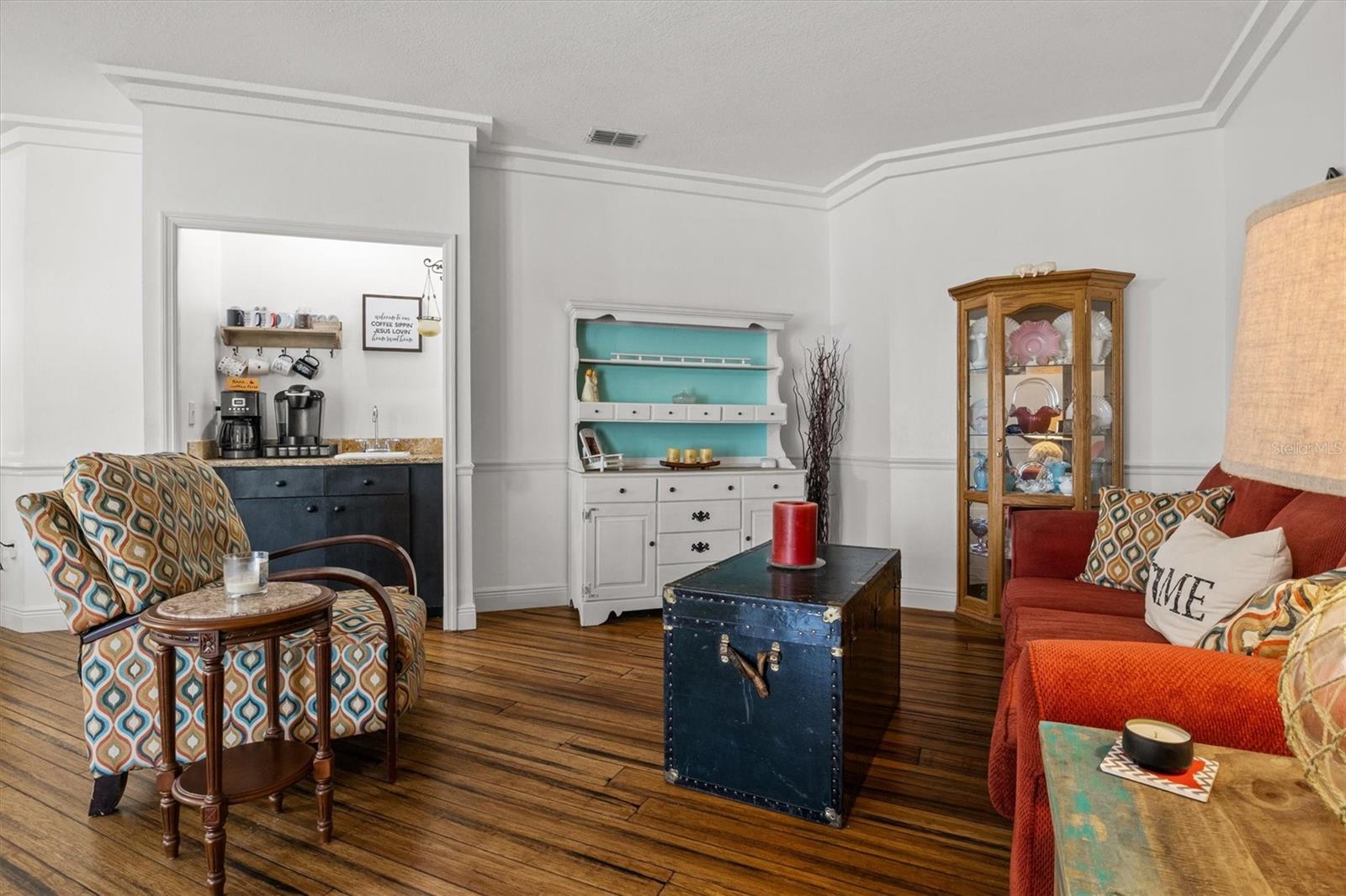 CHATSWORTH - Residential