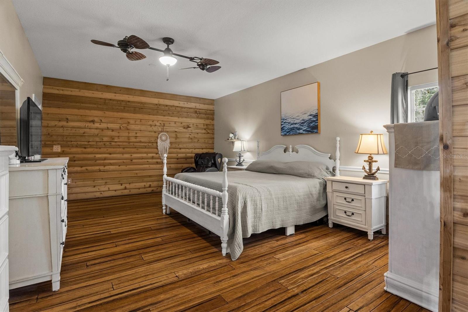 CHATSWORTH - Residential