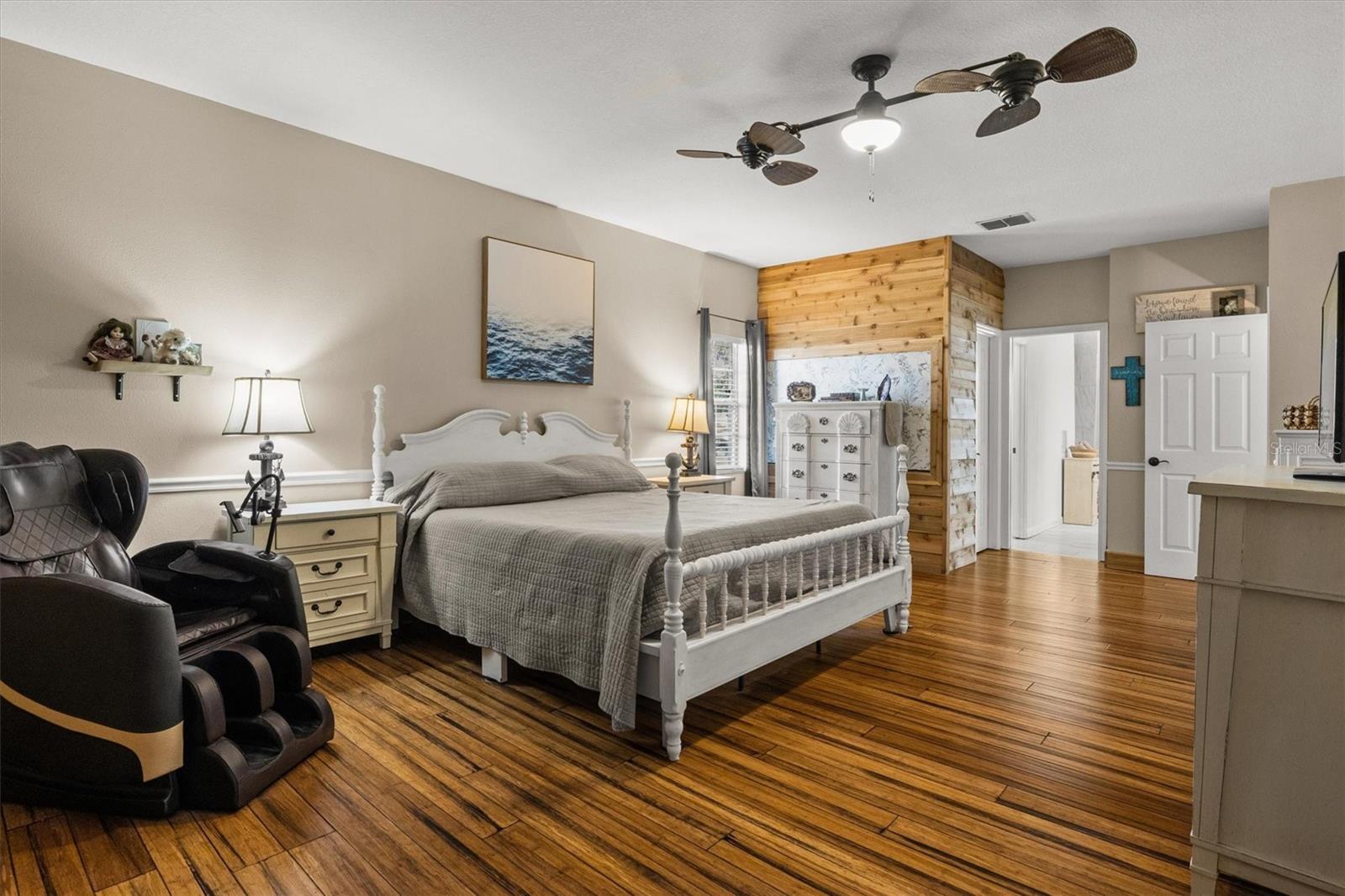 CHATSWORTH - Residential