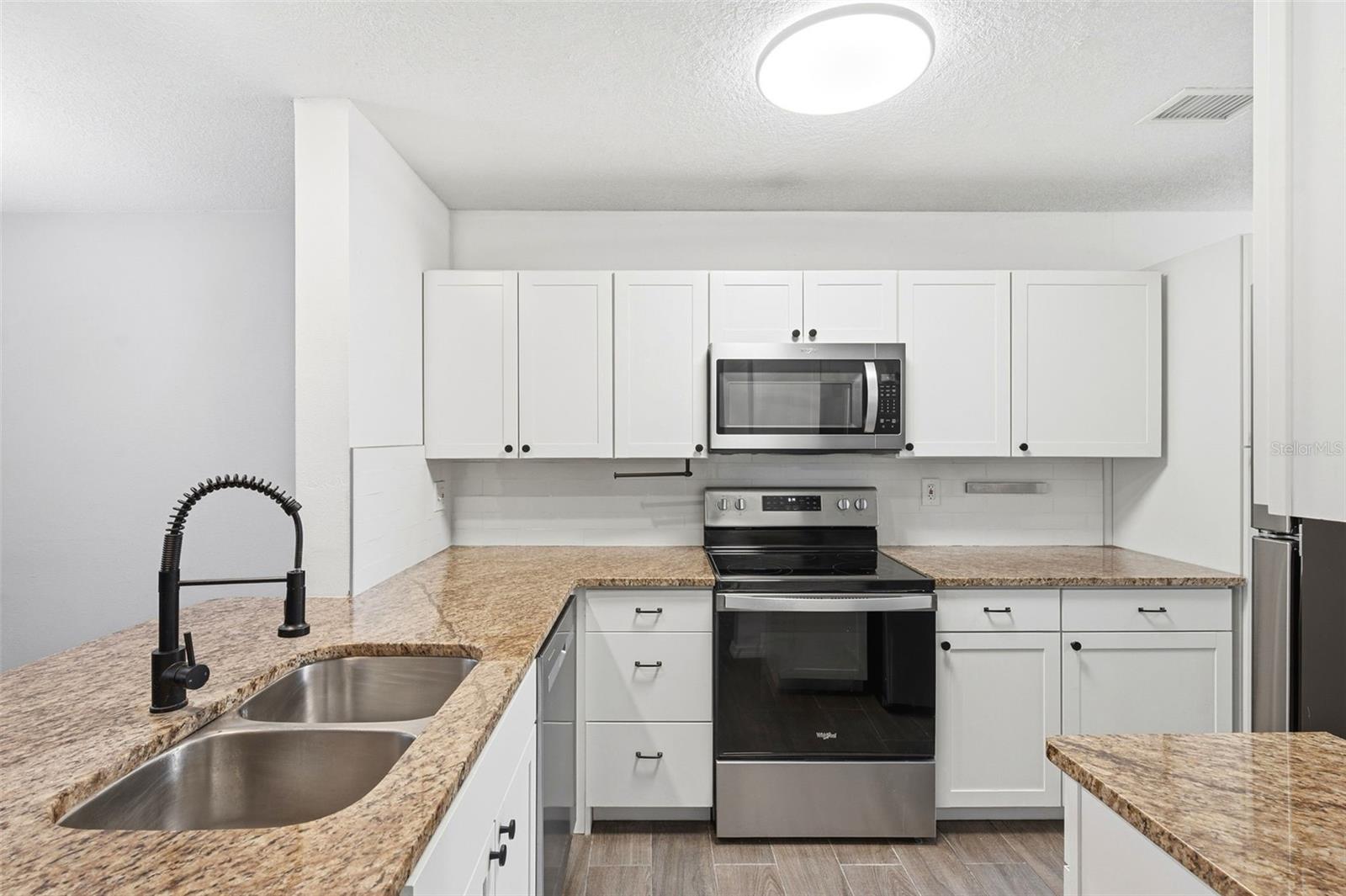 BRENTWOOD PARK - Residential