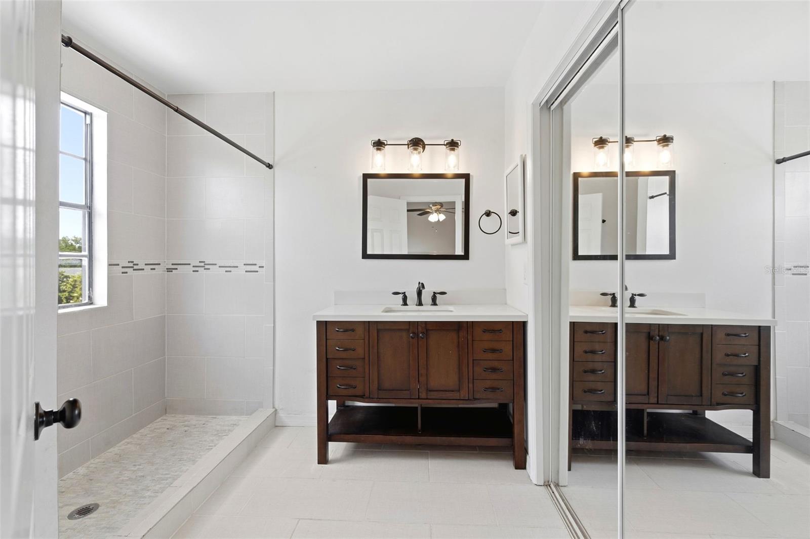 BRENTWOOD PARK - Residential