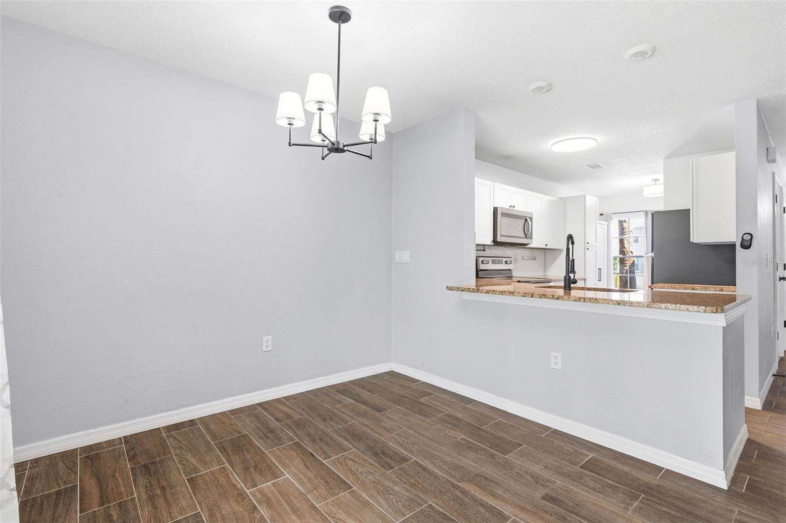 BRENTWOOD PARK - Residential