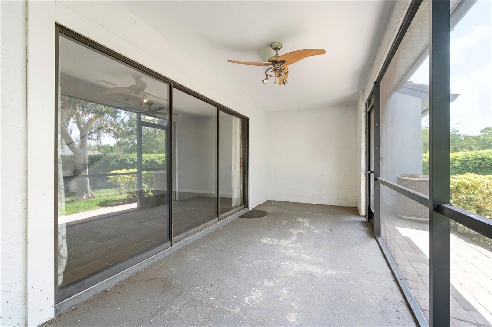 BRENTWOOD PARK - Residential