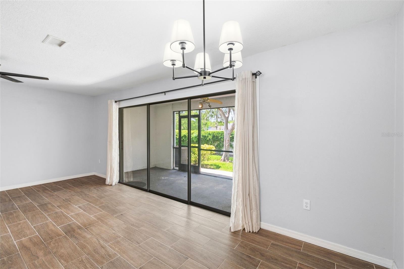BRENTWOOD PARK - Residential