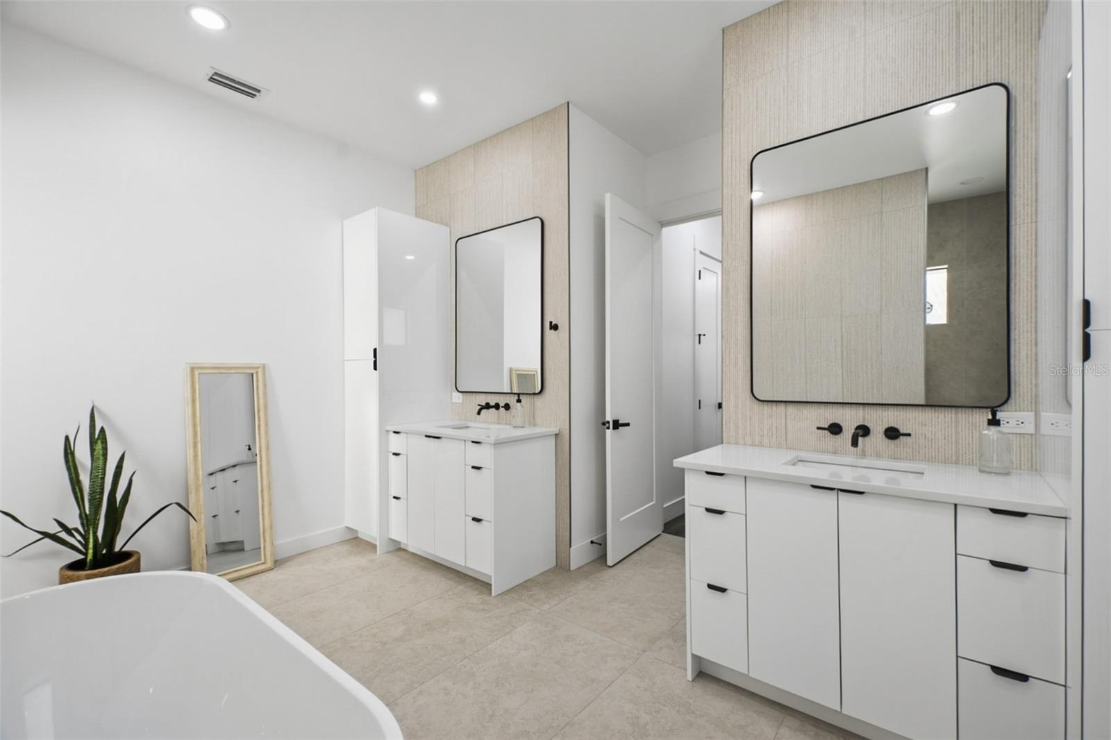 PORT CHARLOTTE SEC 024 - Residential