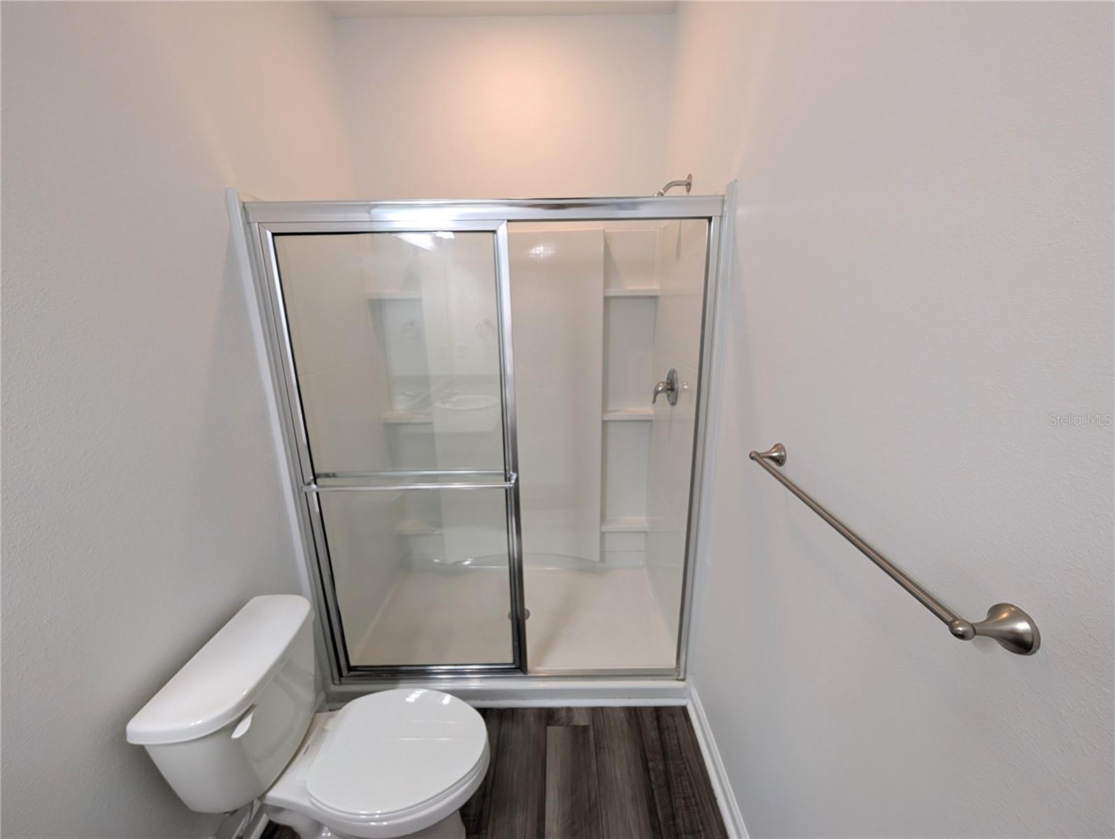 HIDDEN CRK PH 1 & 2 - Residential Lease
