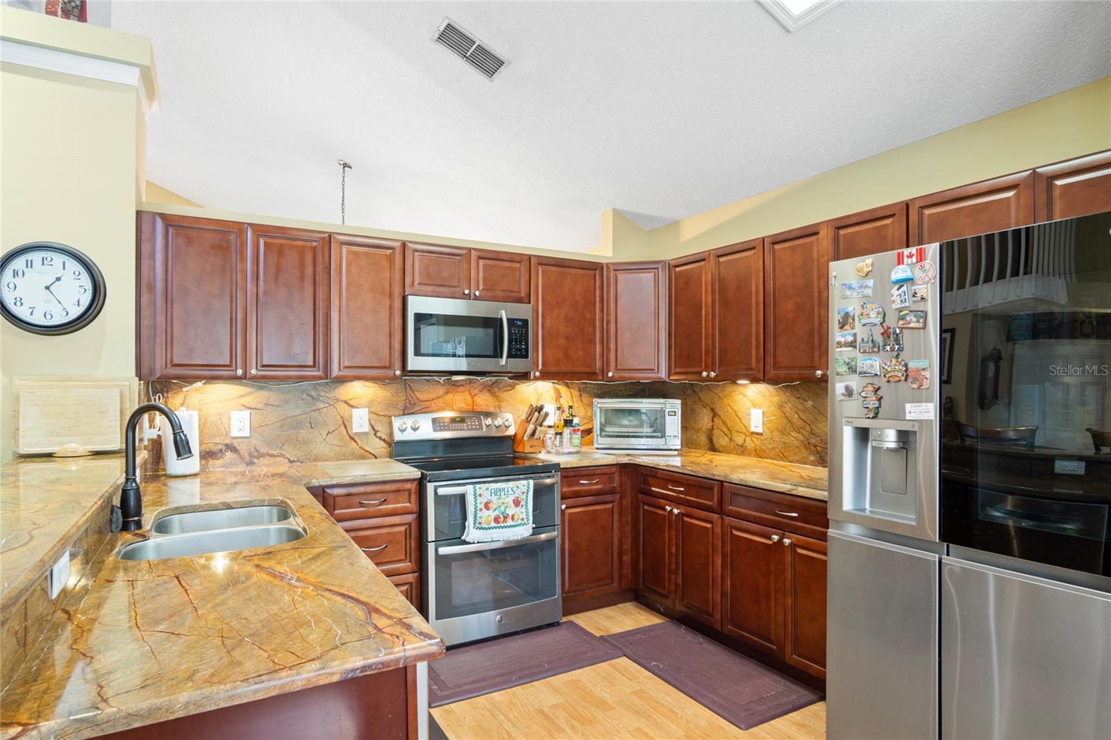 HUNTERS CREEK TRACT 115 PH 1 26/143 LOT67 - Residential
