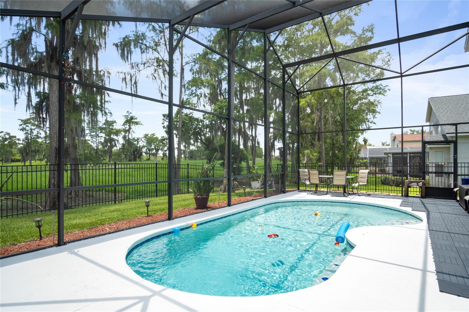 HUNTERS CREEK TRACT 115 PH 1 26/143 LOT67 - Residential