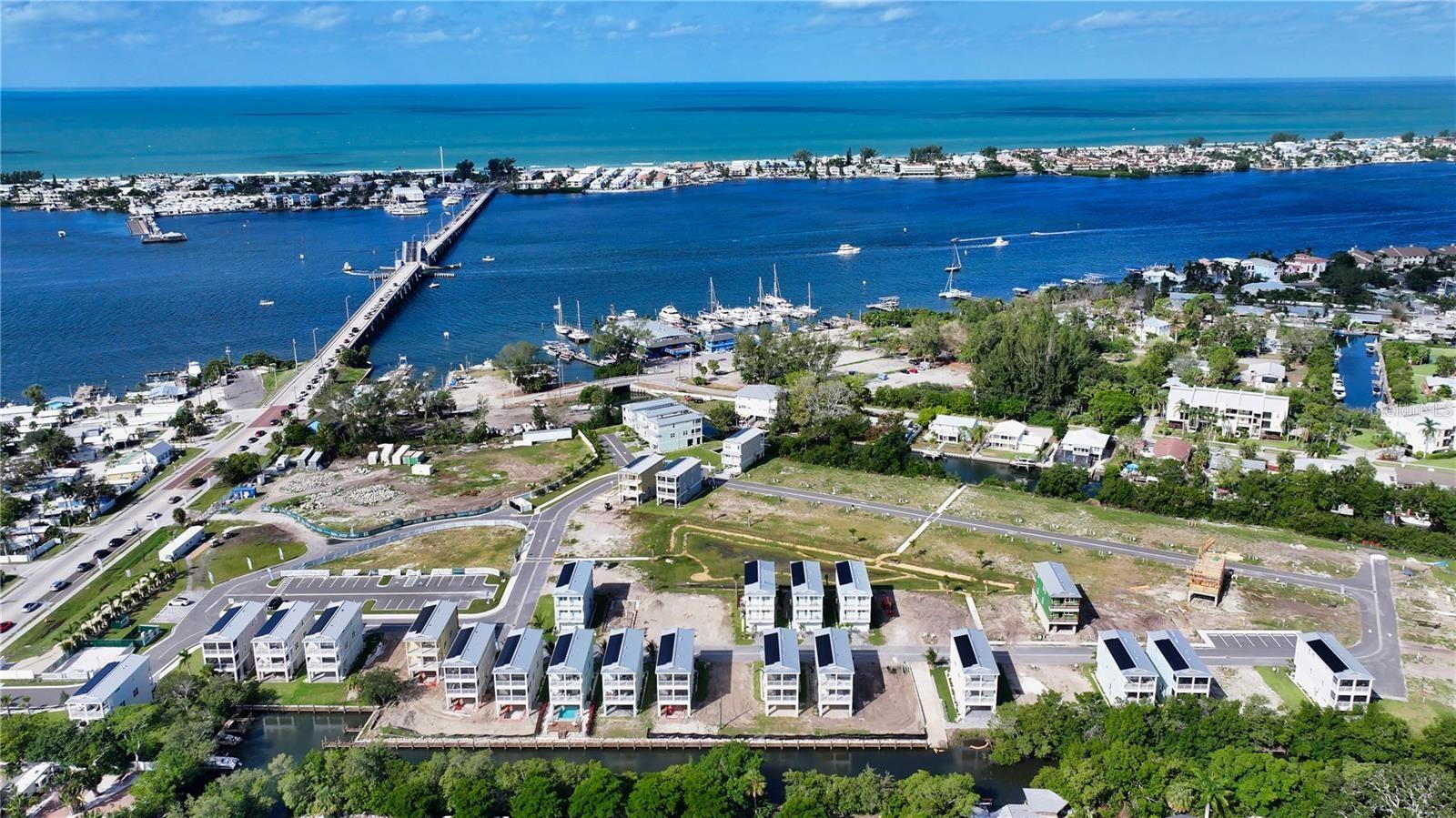 CORTEZ BEACH - Residential