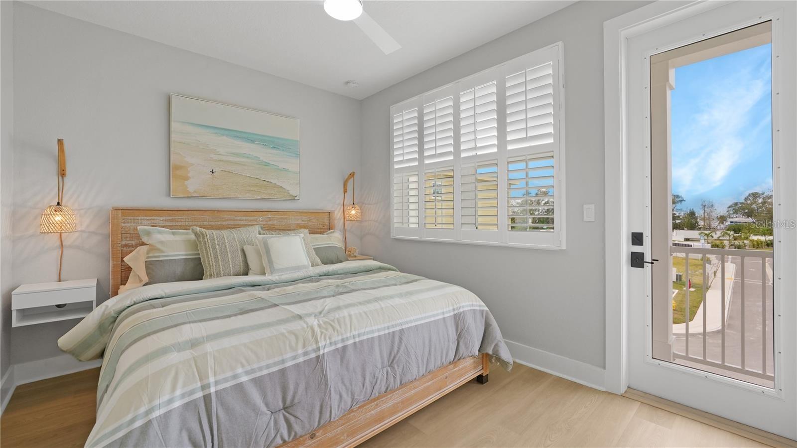 CORTEZ BEACH - Residential