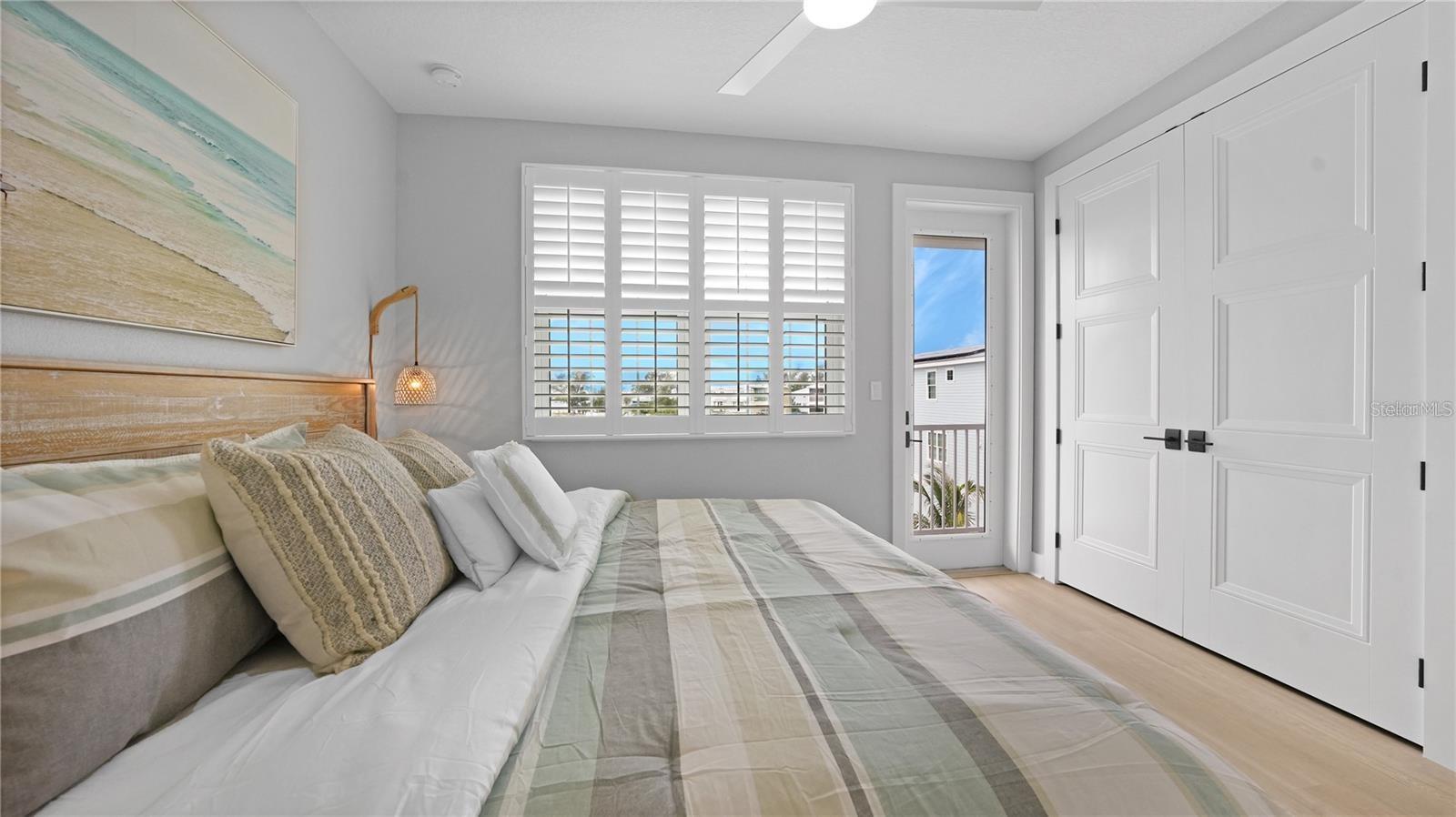 CORTEZ BEACH - Residential