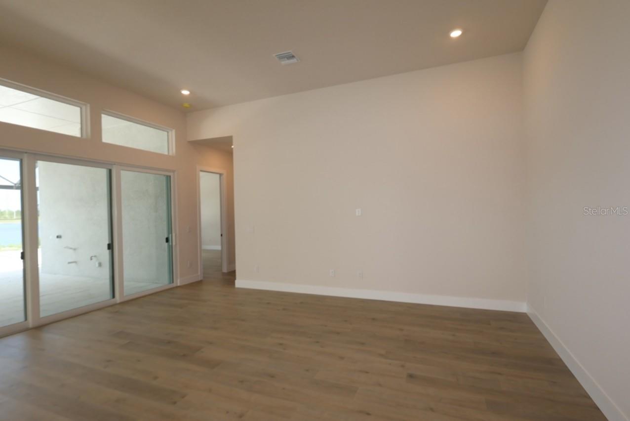 PALMERA AT WELLEN PARK - Residential