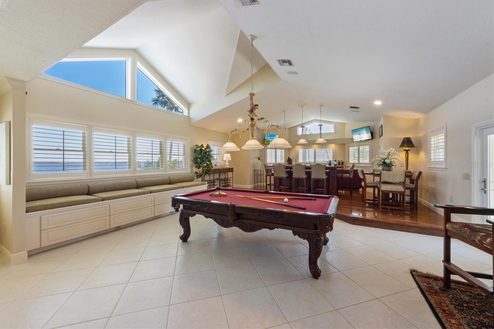 HIGHLAND SHORES THIRD UNIT - Residential