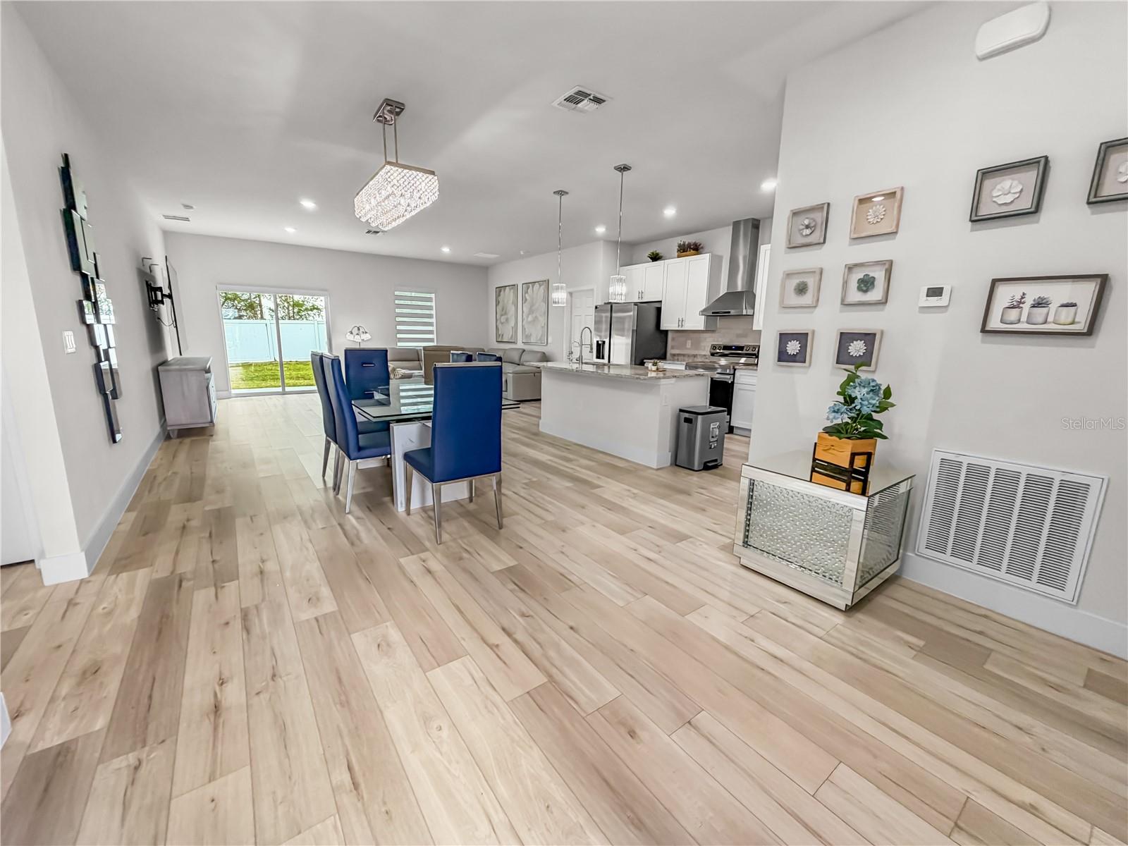 MARION OAKS UN SEVEN - Residential