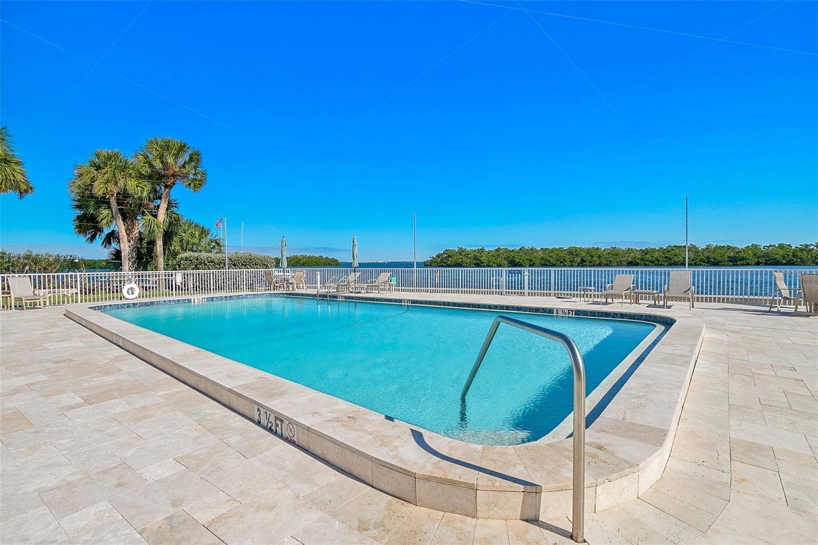 SUTTON PLACE - Residential