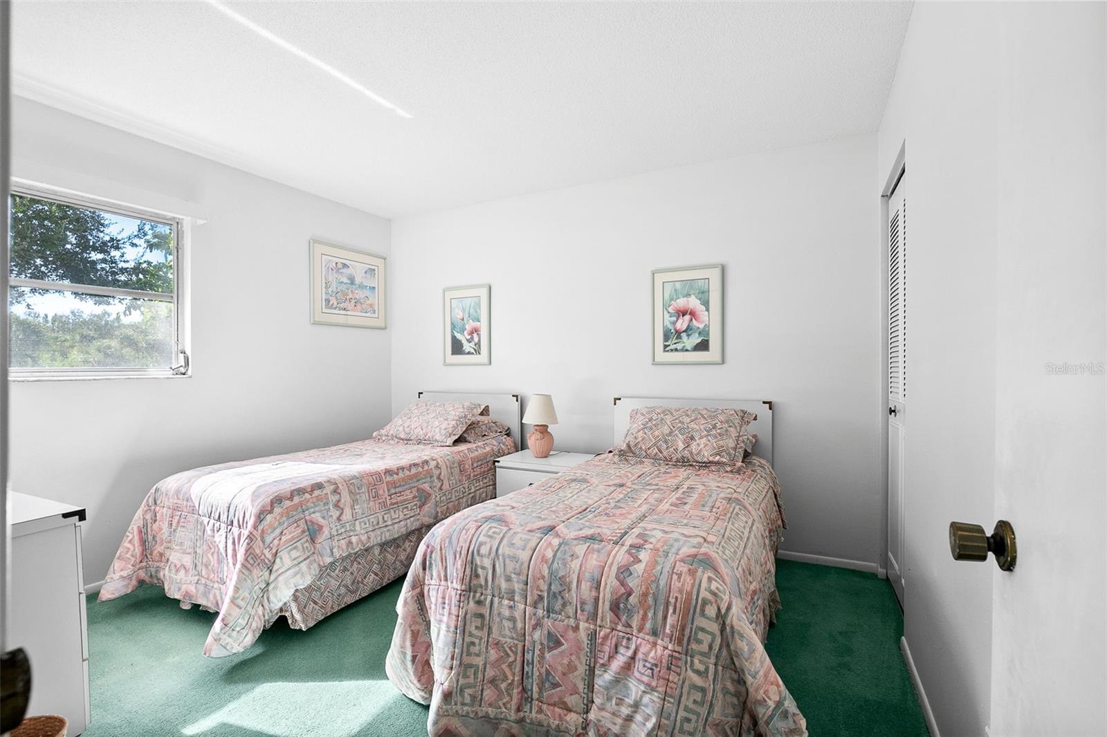 SUTTON PLACE - Residential