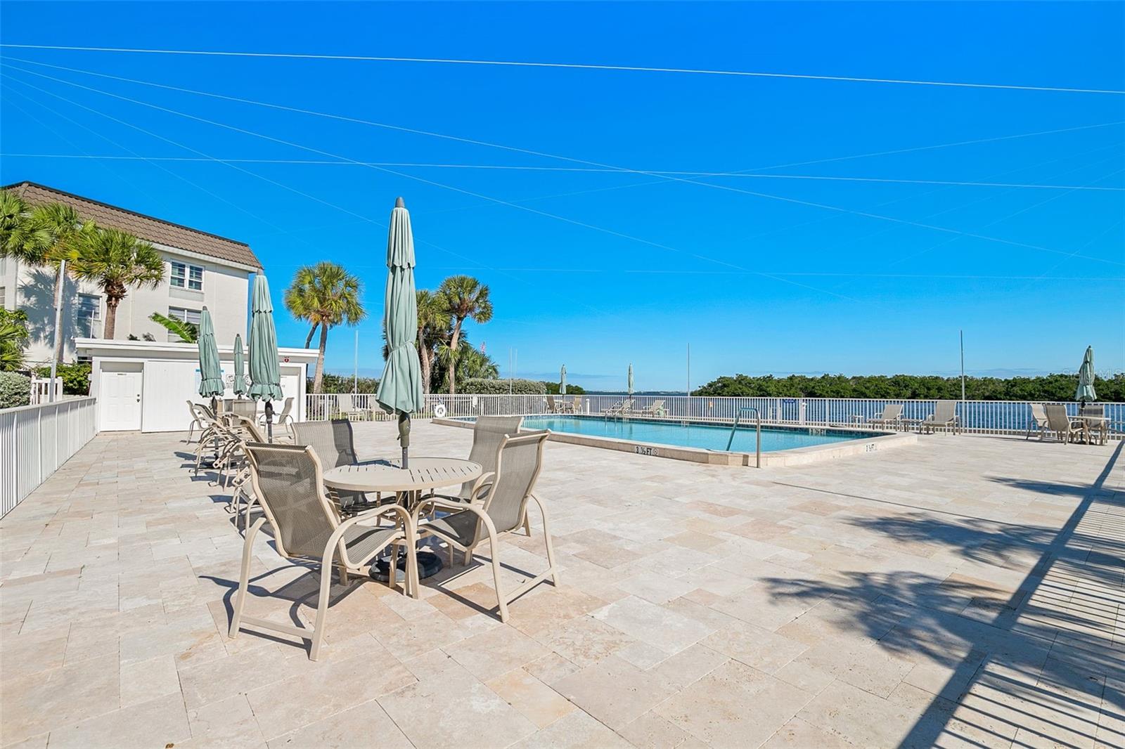 SUTTON PLACE - Residential
