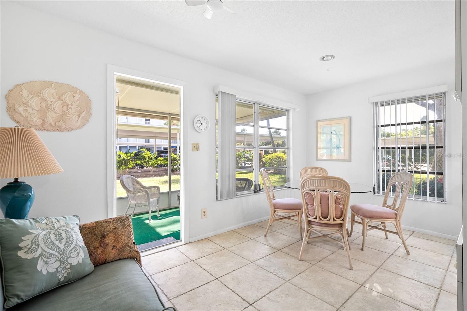 SUTTON PLACE - Residential