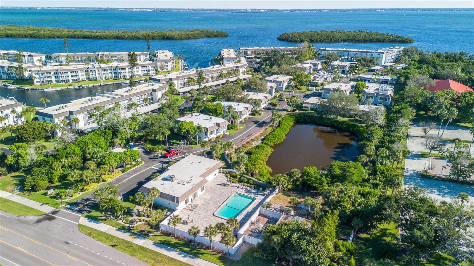 SUTTON PLACE - Residential