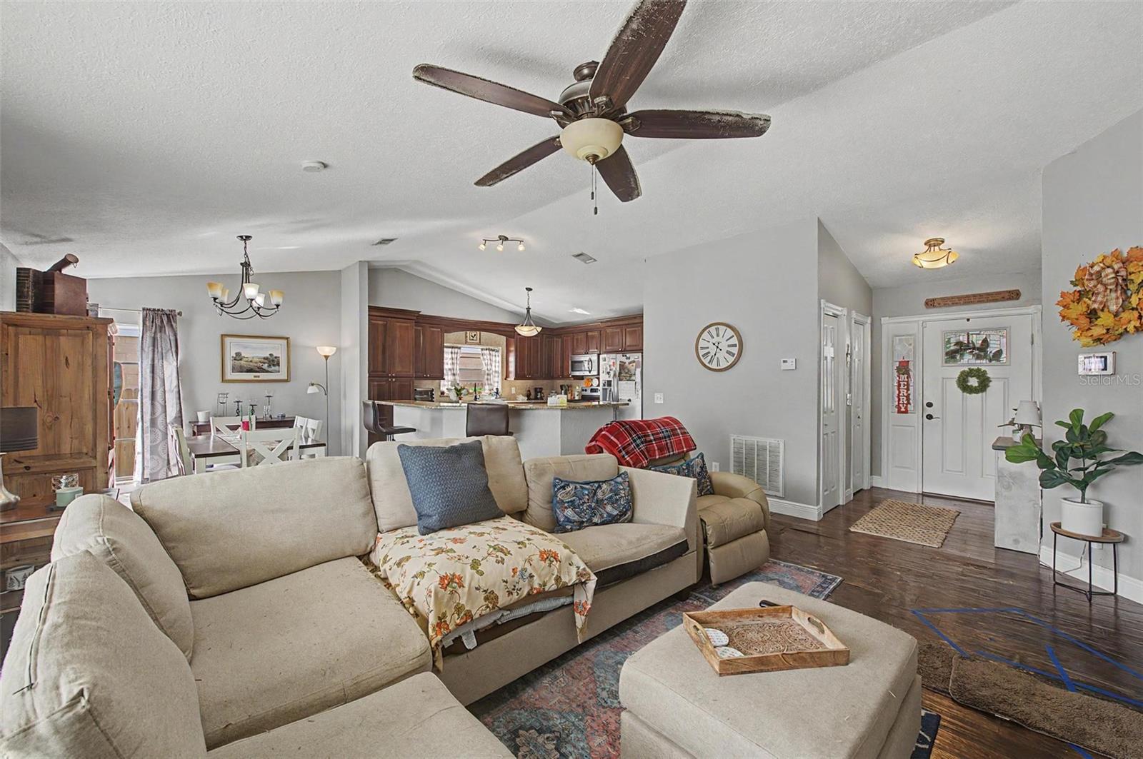 CYPRESS COVE SUB - Residential