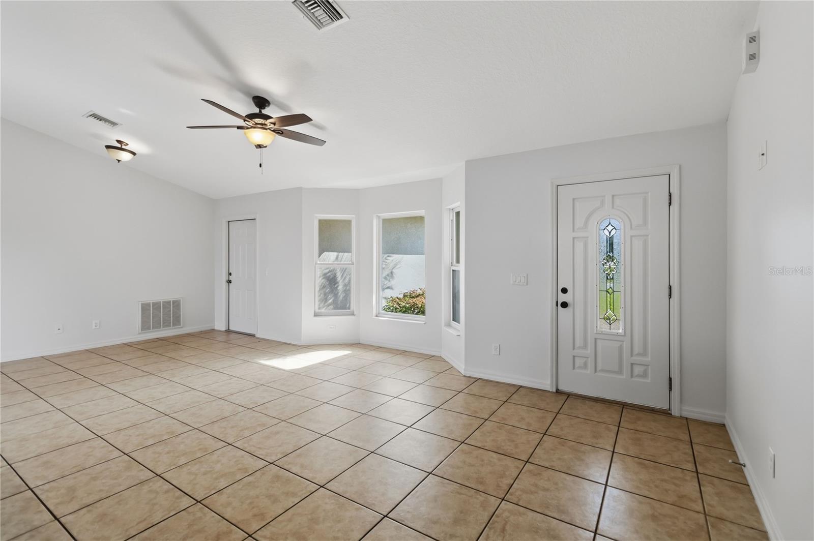 EMERALD LAKE COLONY UNIT 3 - Residential