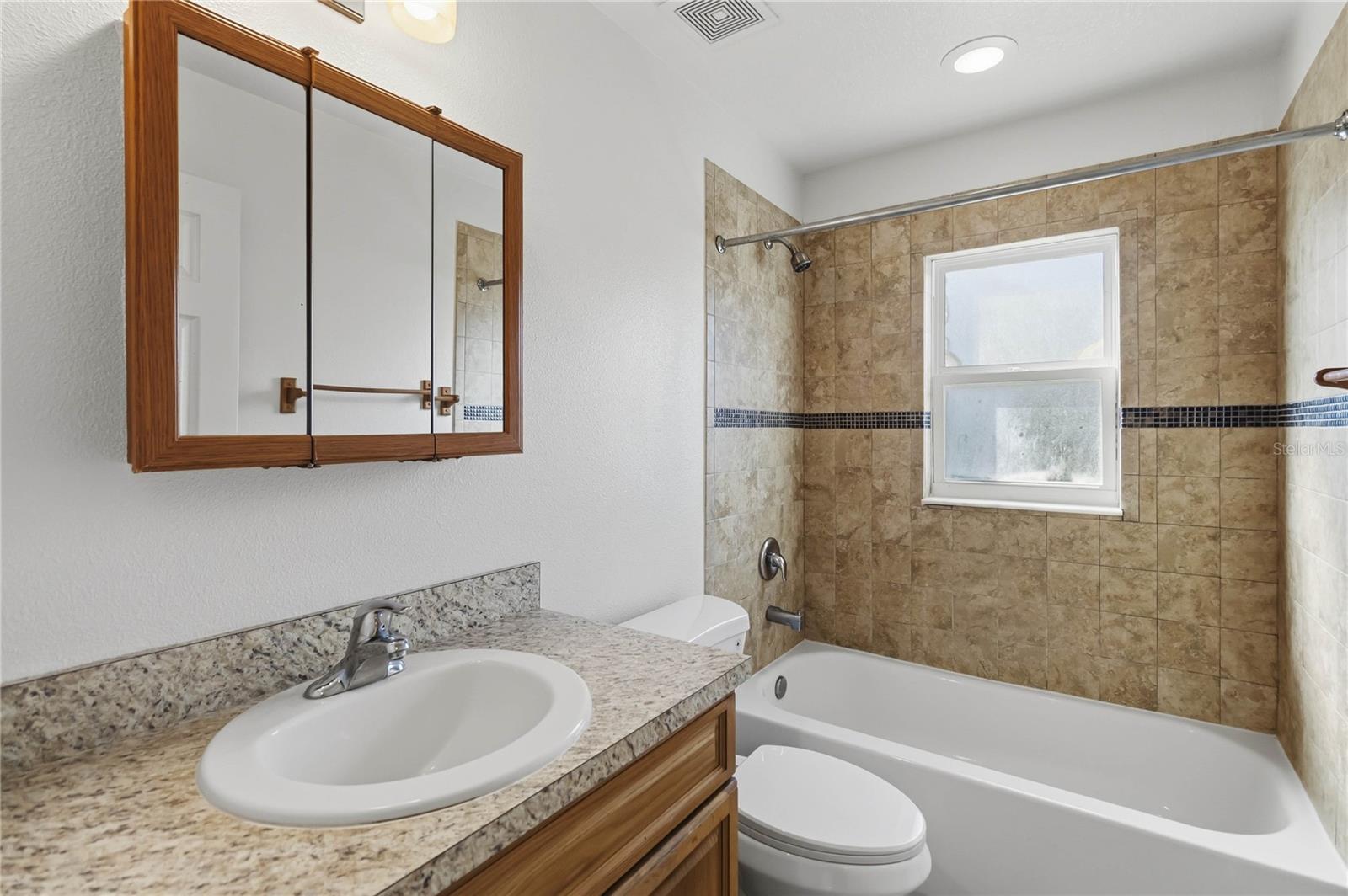 EMERALD LAKE COLONY UNIT 3 - Residential