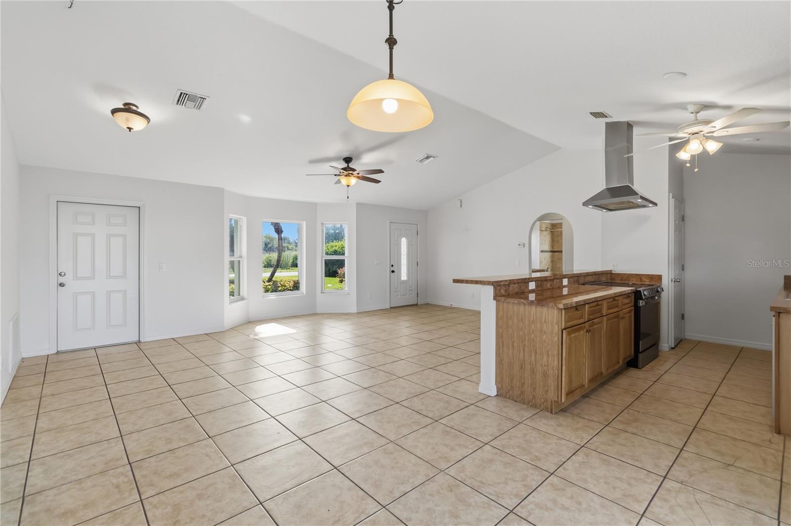 EMERALD LAKE COLONY UNIT 3 - Residential