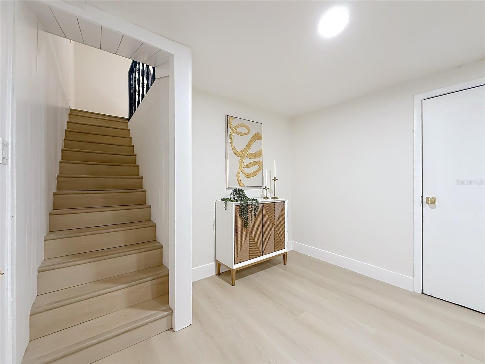 HOGAN TER - Residential