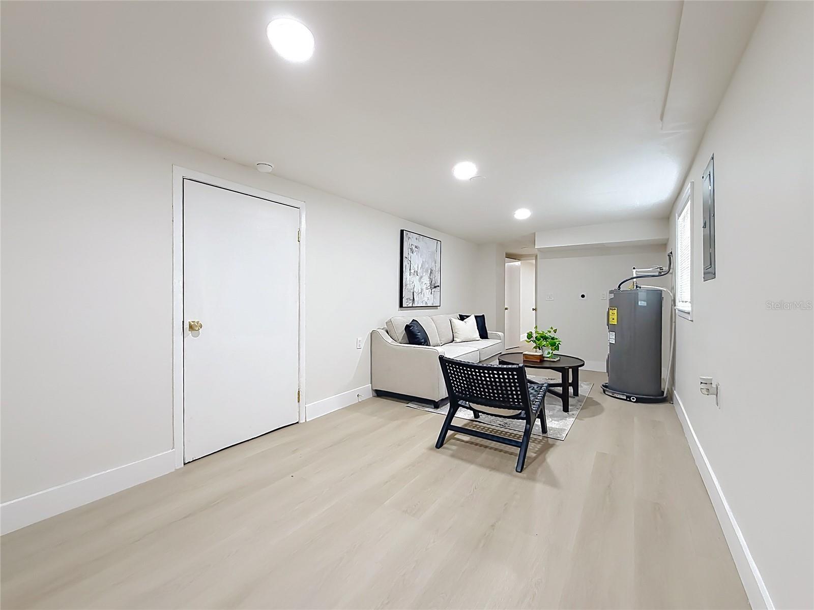 HOGAN TER - Residential