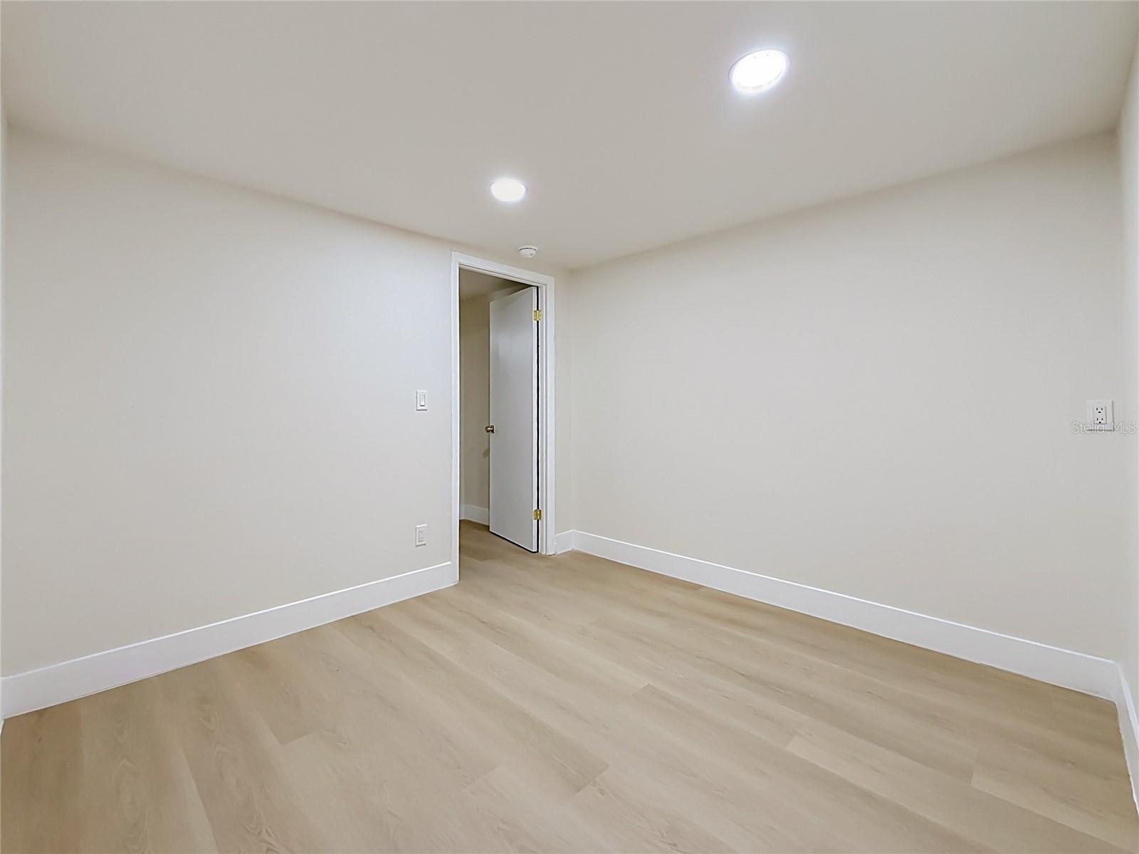 HOGAN TER - Residential