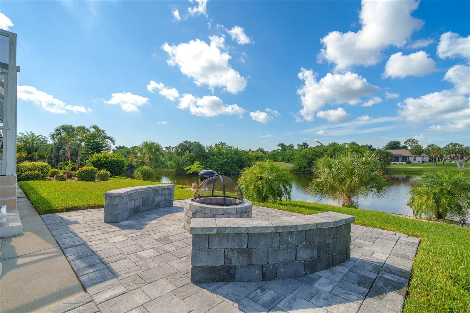 ROTONDA WEST LONG MEADOW - Residential