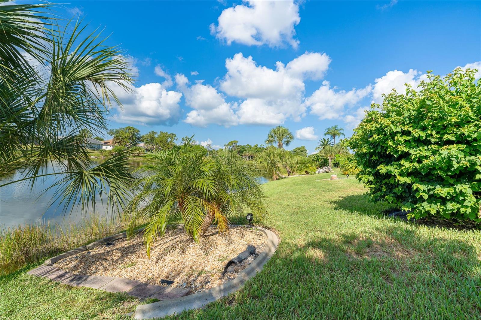 ROTONDA WEST LONG MEADOW - Residential