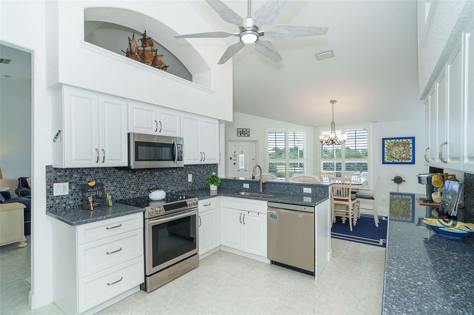 ROTONDA WEST LONG MEADOW - Residential