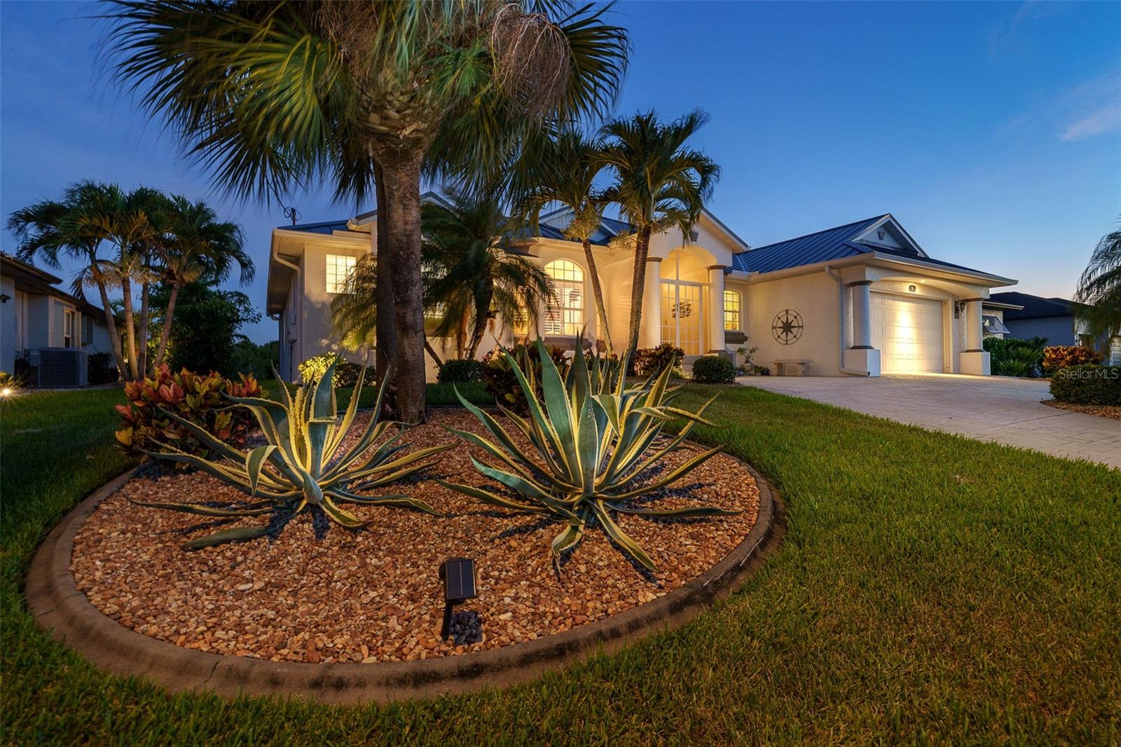 ROTONDA WEST LONG MEADOW - Residential