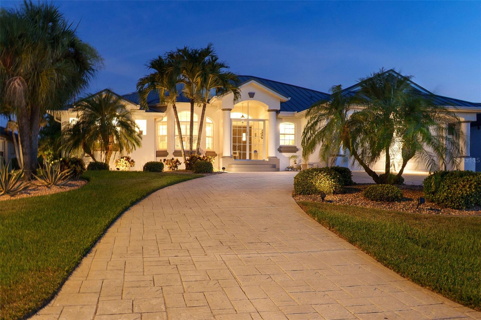 ROTONDA WEST LONG MEADOW - Residential