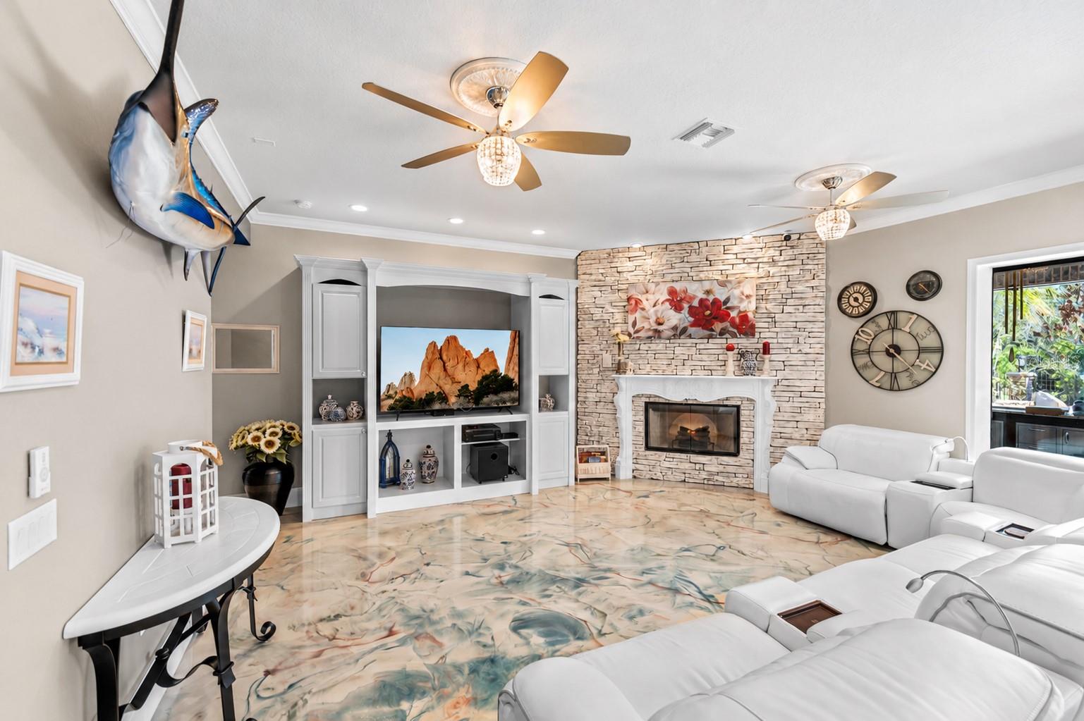 BAY LAKE RANCH UNIT 3 - Residential