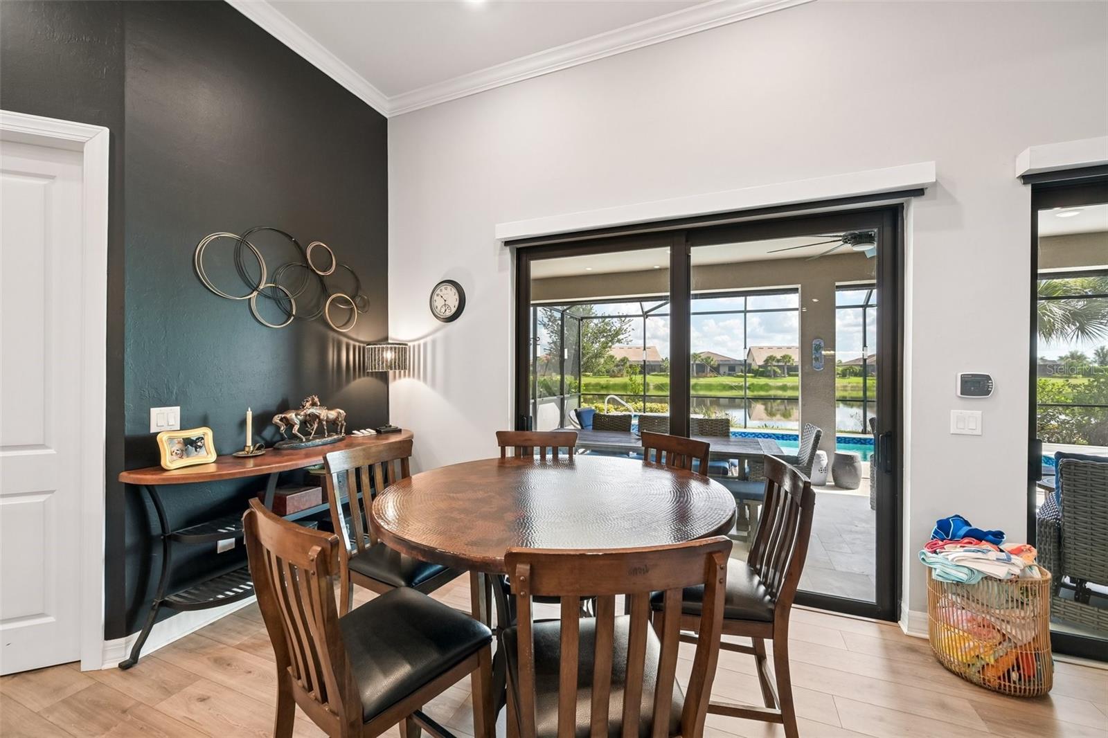 ISLANDWALK/THE WEST VLGS PH 8 - Residential