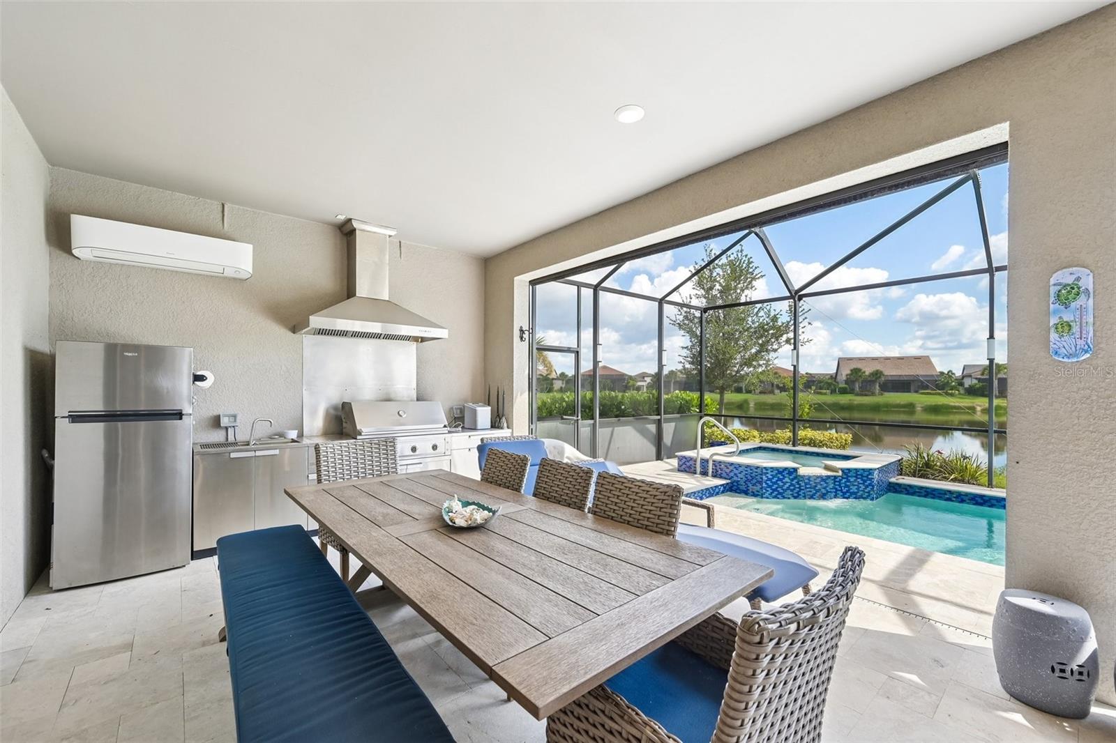 ISLANDWALK/THE WEST VLGS PH 8 - Residential