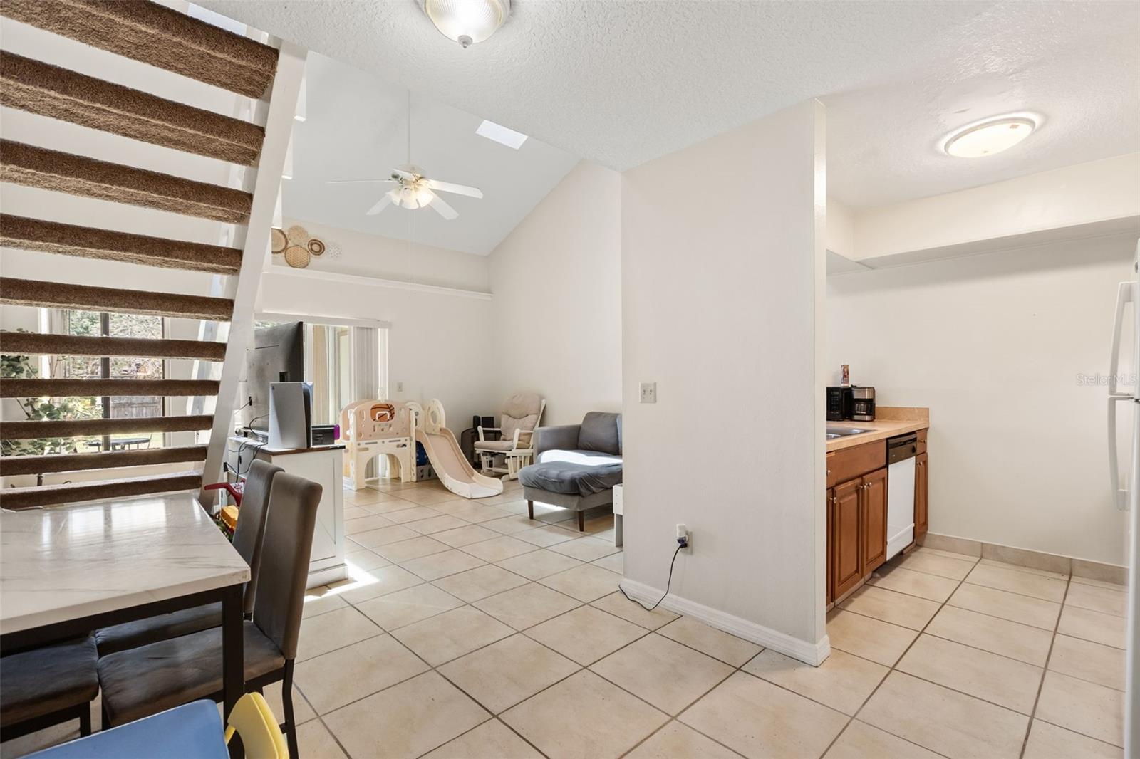 FOX HUNT LANES PH 01 - Residential