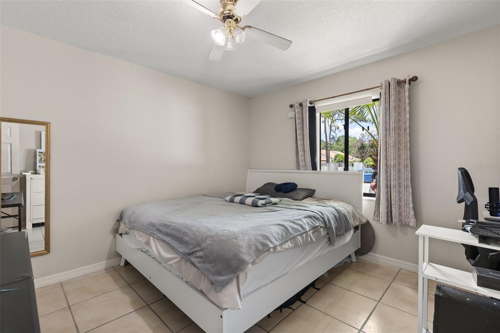FOX HUNT LANES PH 01 - Residential